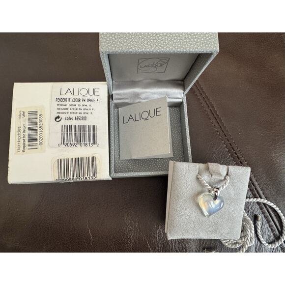 LALIQUE COEUR/HEART OPALESCENT CRYSTAL 925 STERLING SILVER NECKLACE PENDANT-BOX - Picture 2 of 5